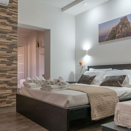Marranzanu Rooms Санта-Тереза-ди-Рива Экстерьер фото