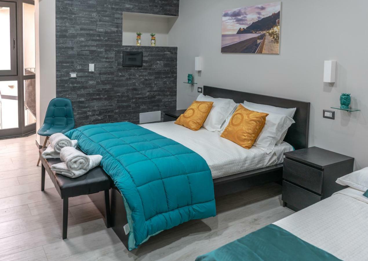 Marranzanu Rooms Санта-Тереза-ди-Рива Экстерьер фото